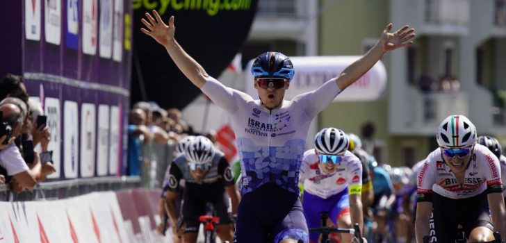 Riley Pickrell sprint naar winst in Giro d'Italia U23, Van Eetvelt vijfde