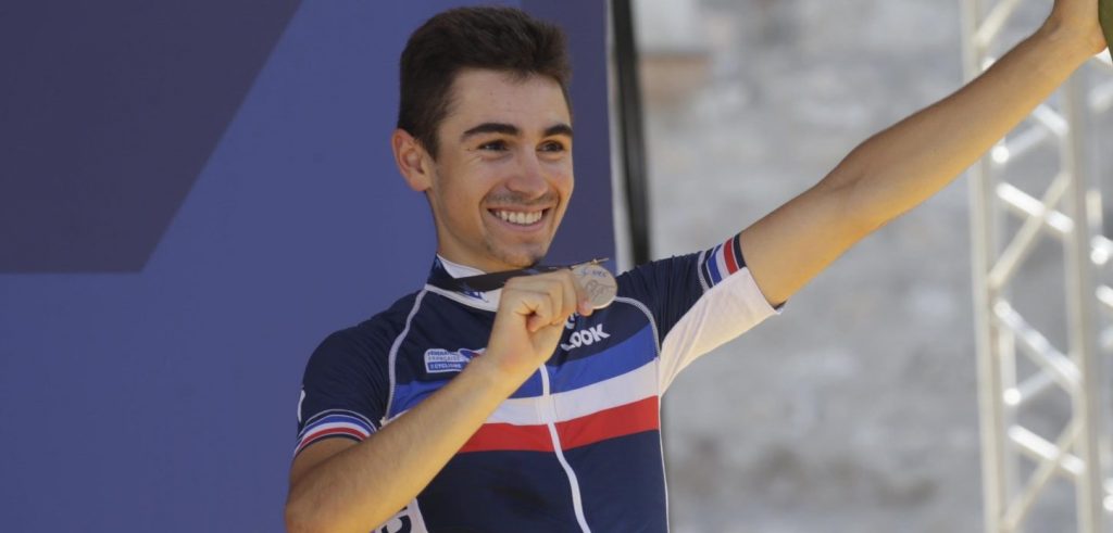 Lenny Martinez wint op zware slotklim in Ronde de l’Isard, Staune-Mittet blijft leider