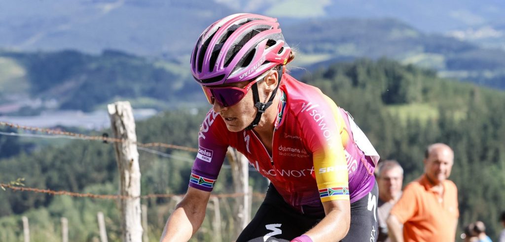 Ashleigh Moolman kraakt Van Vleuten en slaat dubbelslag in Ronde van Romandië voor vrouwen