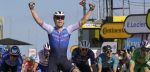 Tour 2022: Fabio Jakobsen grijpt historische zege in Nyborg, Wout van Aert pakt geel