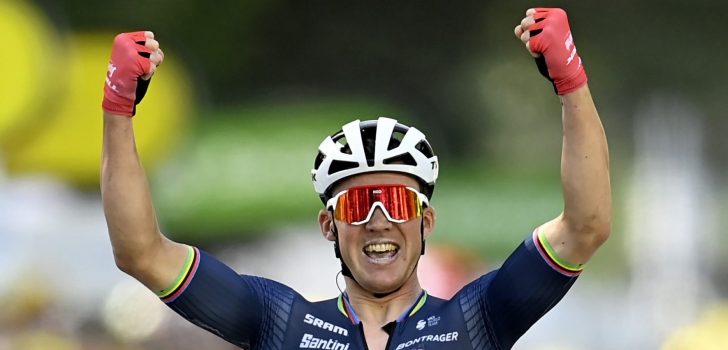 Mads Pedersen wint met overschot: “Eindelijk win ik een rit in de Tour”