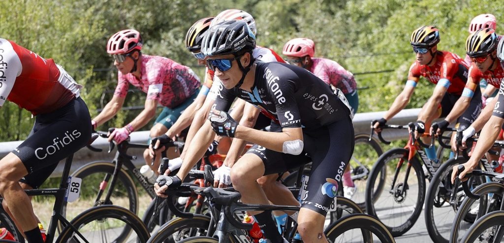 Vuelta 2022: Gerben Thijssen en Henri Vandenabeele staken de strijd