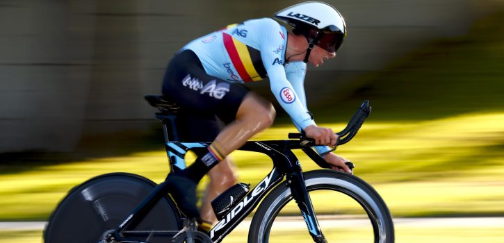 WK 2022: Jens Verbrugghe reed tijdrit op reservefiets, eigen fiets afgekeurd