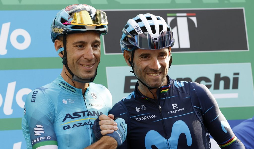 Vincenzo Nibali en Alejandro Valverde zwaaien af in Lombardije