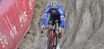 Bart Wellens: “Mathieu van der Poel stuurt minder goed door veranderde fietspositie”