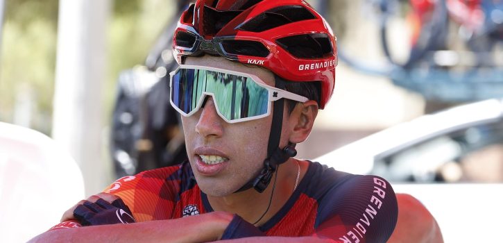 Egan Bernal staakt met knieklachten de strijd in Vuelta a San Juan