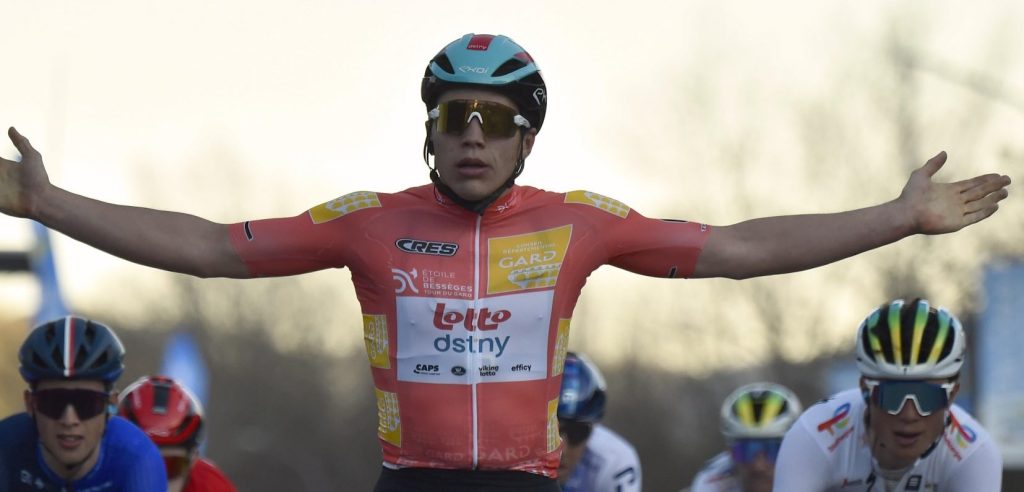 Arnaud De Lie overleeft zware rit en sprint naar winst in Ster van Bessèges