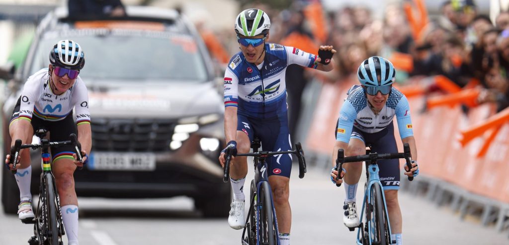 Moolman wint bergrit Setmana Ciclista Valenciana, Van Vleuten derde na vroege aanval