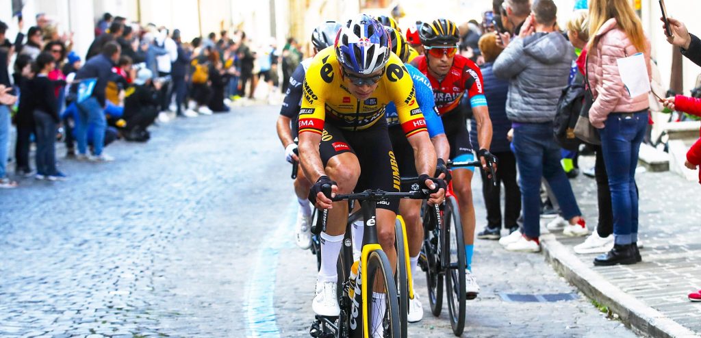 Tijdstraf voor Van Aert, Landa en Carthy in Tirreno-Adriatico