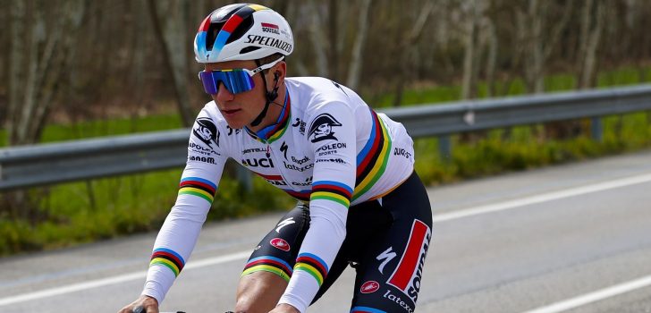 Contador: “Ben benieuwd hoe Evenepoel de Giro-beklimmingen gaat verteren”