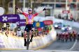 Lotte Kopecky als topfavoriete van start in Ronde van Vlaanderen: “Klaar om wedstrijd te domineren”