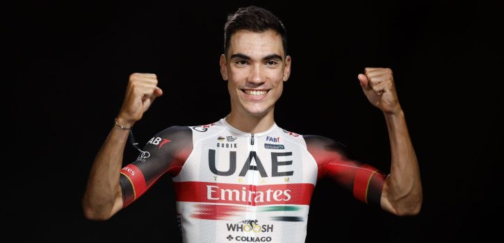 ‘Juan Ayuso maakt na hardnekkige blessure zijn rentree in de Ronde van Romandië’