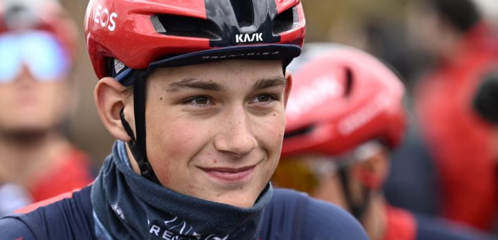 Buiten tijd door pech, maar benjamin Joshua Tarling (19) haalt Roubaix: “Was het waard”