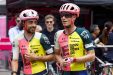 Giro 2023: Stefan de Bod haakt af door geïnfecteerde wonde