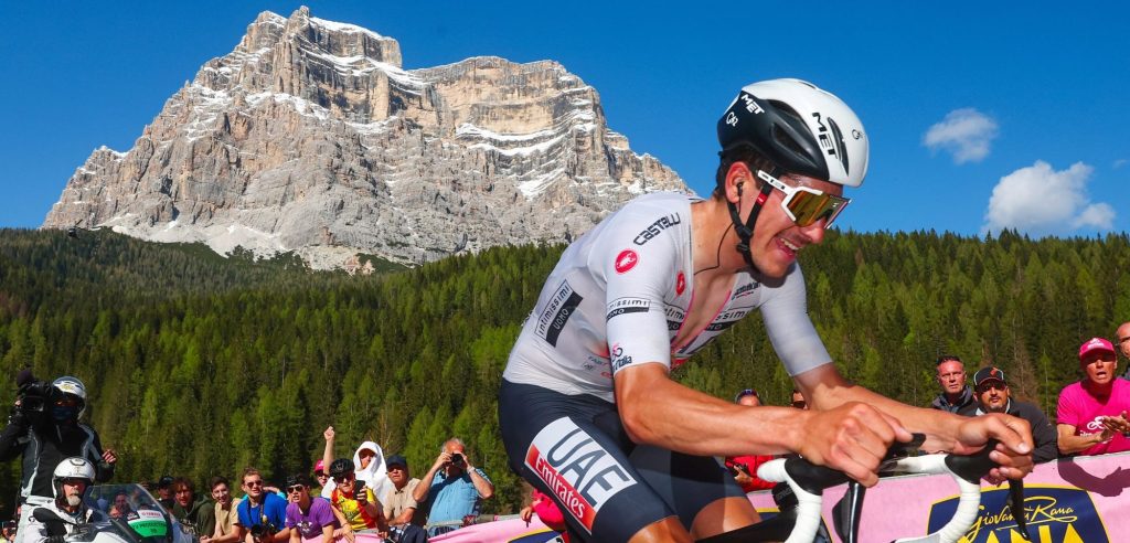 João Almeida verliest tijd in Giro na ‘intense rit’: “Gelukkig deed mijn team het perfect”