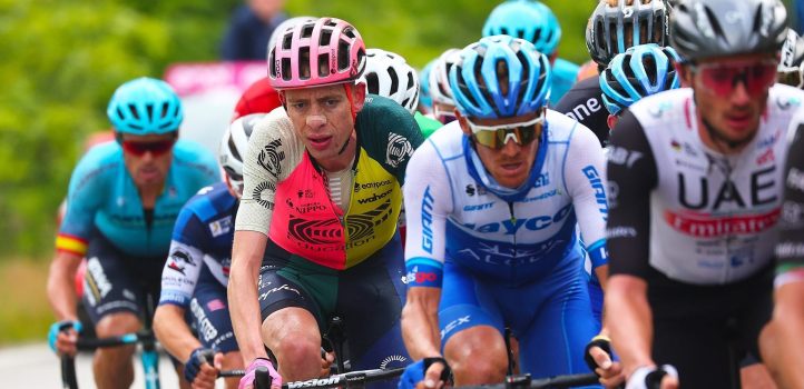 Giro 2023: EF-kopman Hugh Carthy moet ziek opgeven