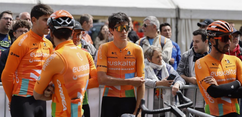 Fietsdieven slaan ook toe in Slovenië: Euskaltel-Euskadi kan niet verder koersen