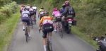 Kritiek van CPA op motor die renster aan de kant duwt in Tour de France Femmes