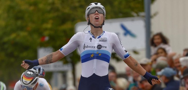 Lorena Wiebes wint met overmacht op lastige aankomst in Tour of Scandinavia