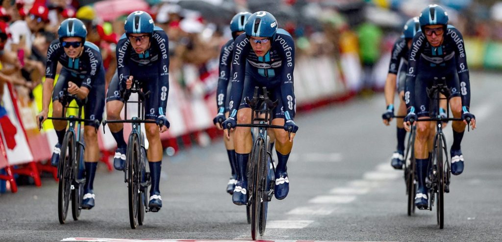 Vuelta 2023: Verschillen tussen de favorieten na etappe 1 – Tikje voor onfortuinlijk Jumbo-Visma