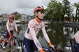 EK 2023: Chaos bij start EK vrouwen nadat deel wedstrijdkaravaan verkeerd reed