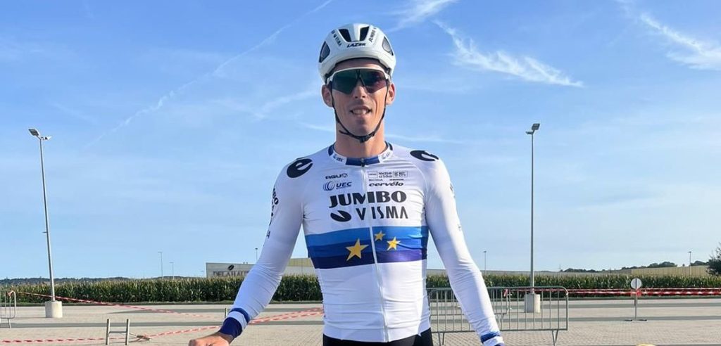 Christophe Laporte schittert in Europese trui en krijgt ook speciale fiets en helm