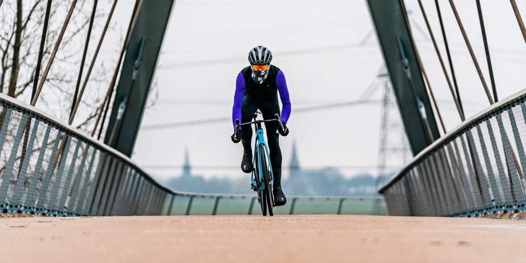 Nooit meer het dilemma: de juiste fietskleding voor de winter