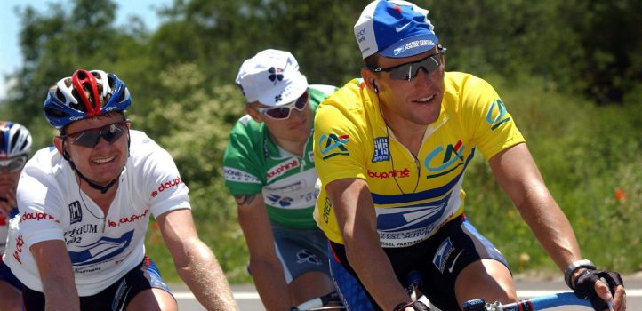 Lance Armstrong leed na dopingbekentenis aan PTSS: “Ging ineens van hero naar zero”