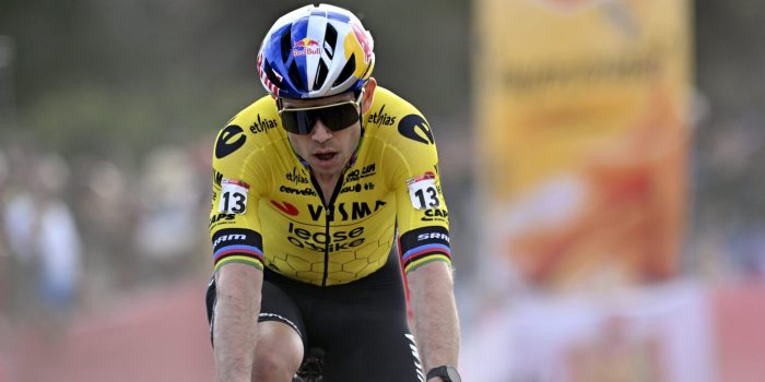 Ploegleider Visma | Lease a Bike mysterieus over WK-plannen Wout van Aert