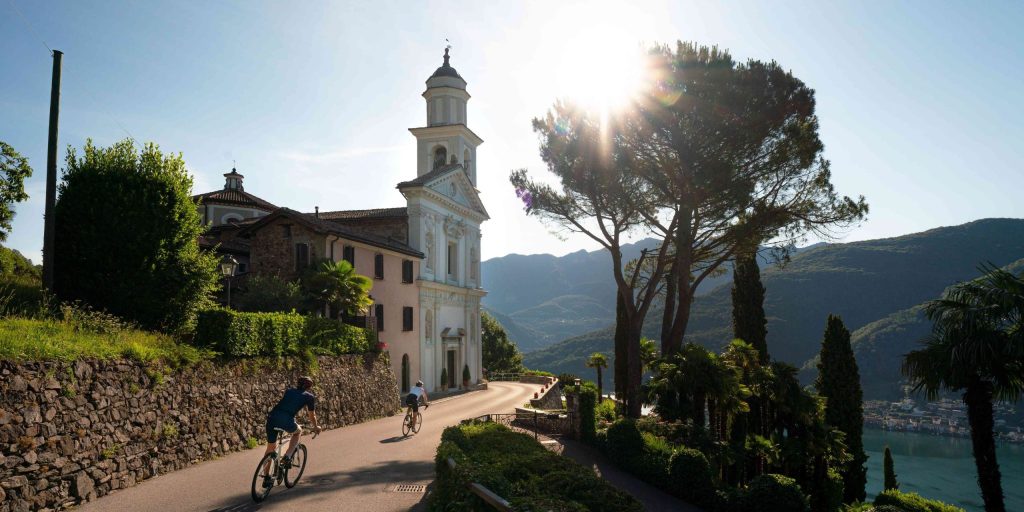 Fietsen in Ticino: van pittoreske meren tot hoge bergtoppen