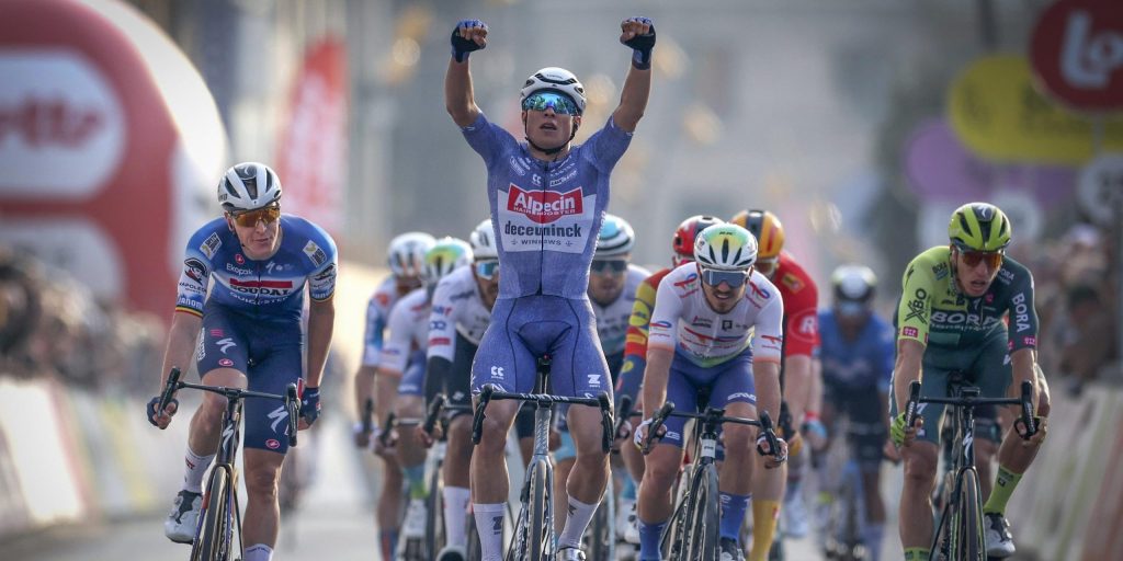Jasper Philipsen wint na Milaan-San Remo ook Classic Brugge-De Panne
