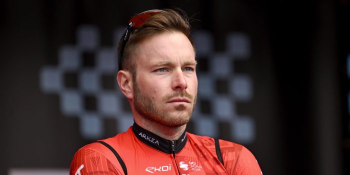 Florian Sénéchal richt pijlen op Bianchi na vier fietswissels in Roubaix: “We hebben een probleem”