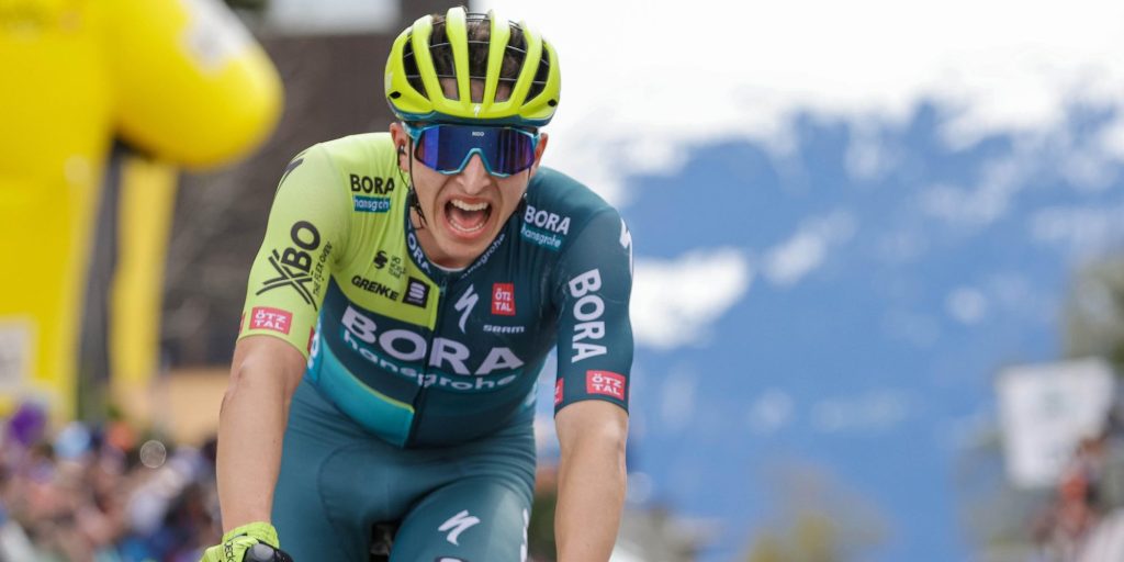 Vlasov wenst ploegmaat Lipowitz succes in Giro: Hij heeft laten zien dat hij supersterk is