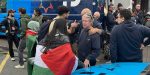 Palestijnse demonstranten zoeken confrontatie met Israel-Premier Tech bij finish in Roubaix