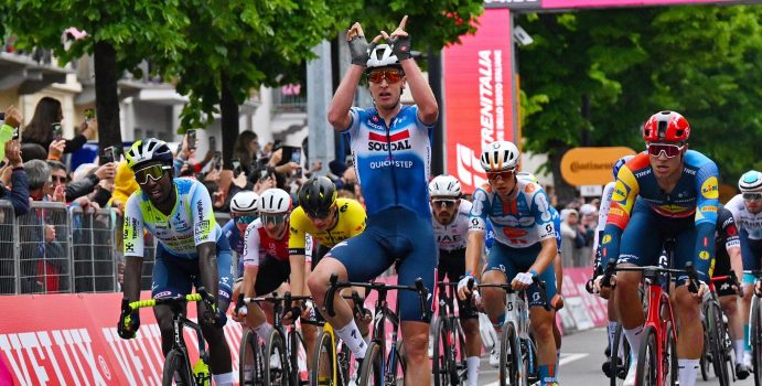 Giro 2024: Tim Merlier wint eerste sprintclash in Fossano, Pogacar zorgt bijna voor stunt