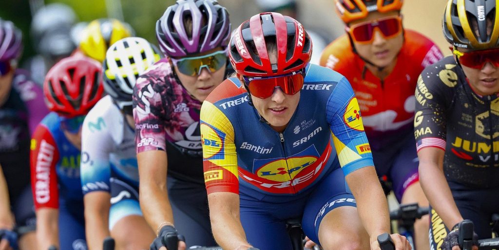 Lucinda Brand bij La Vuelta Femenina voor het eerst te horen als commentator