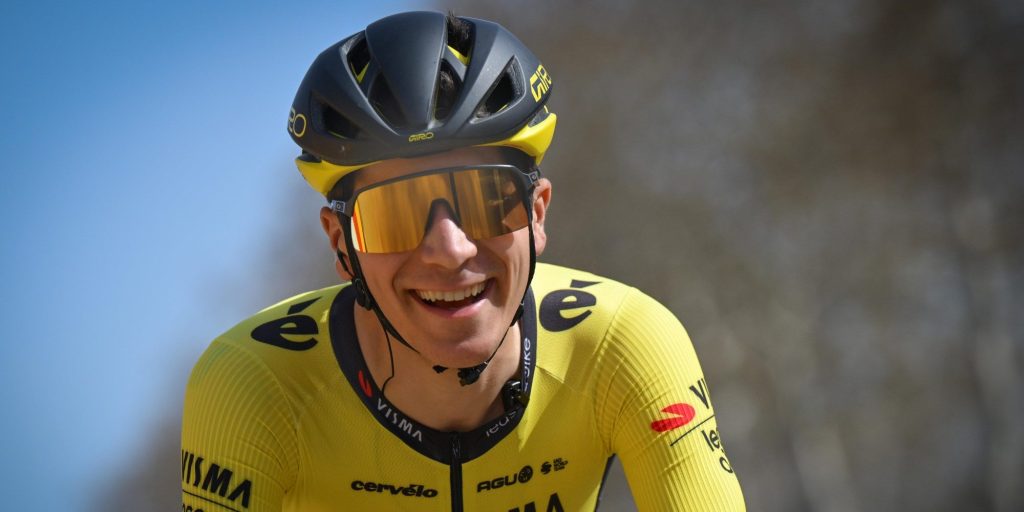 Cian Uijtdebroeks zit weer op de fiets na opgave in Giro dItalia