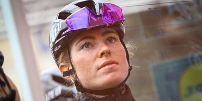 Gooit Demi Vollering het over een andere boeg? “Misschien wacht ik vandaag wel een keer af”