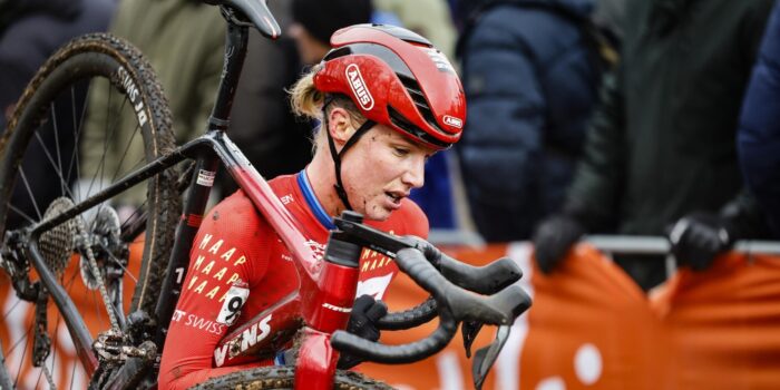 “Wekenlang naar uitgekeken”: Annemarie Worst eindelijk klaar voor eerste cross van de winter