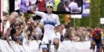 Lorena Wiebes slaat met ‘dank’ aan Lidl-Trek toe in openingsrit Simac Ladies Tour